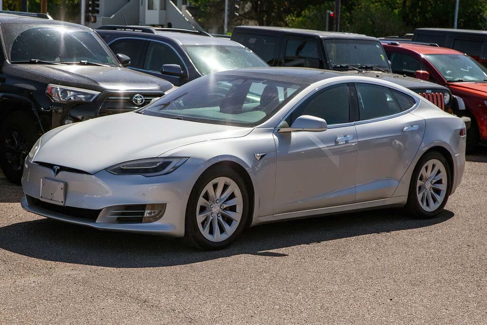 Tesla Model S 100D      2019