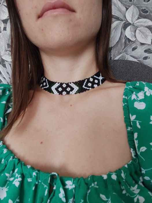 Силянка чокер з бісеру Леся Українка