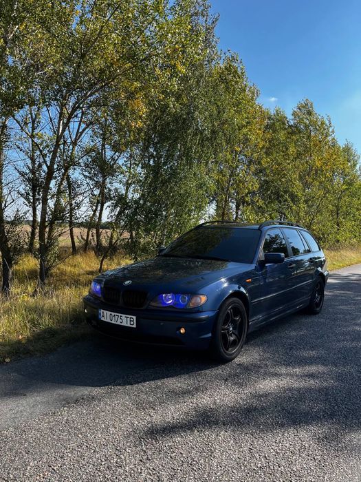 БМВ  е46 турінг