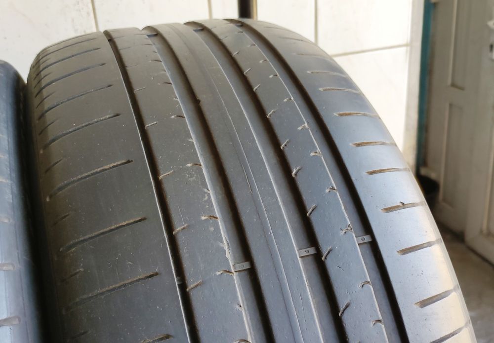 255/45R19 Pirelli PZero TM PZ4 hom.MO1 4,60mm 2020r C/B/69dB 150zł/szt
