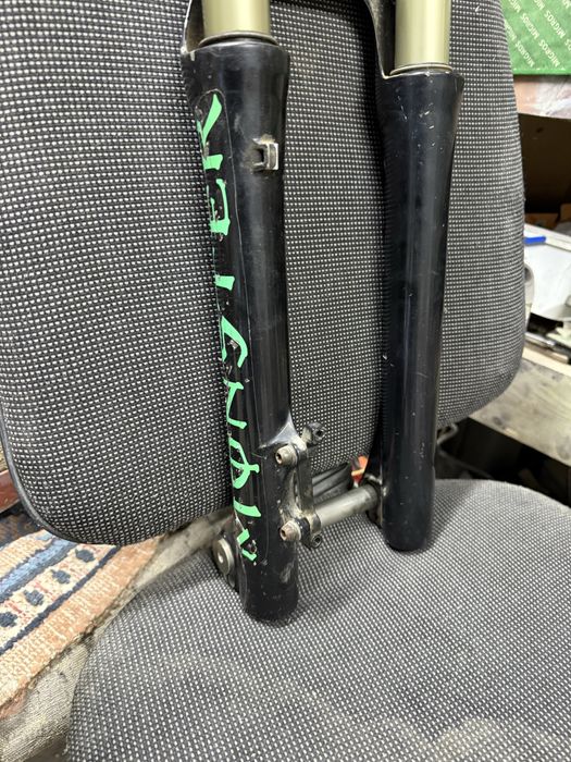 Вилка spiner cargo 150 мм ходу під 26 обод