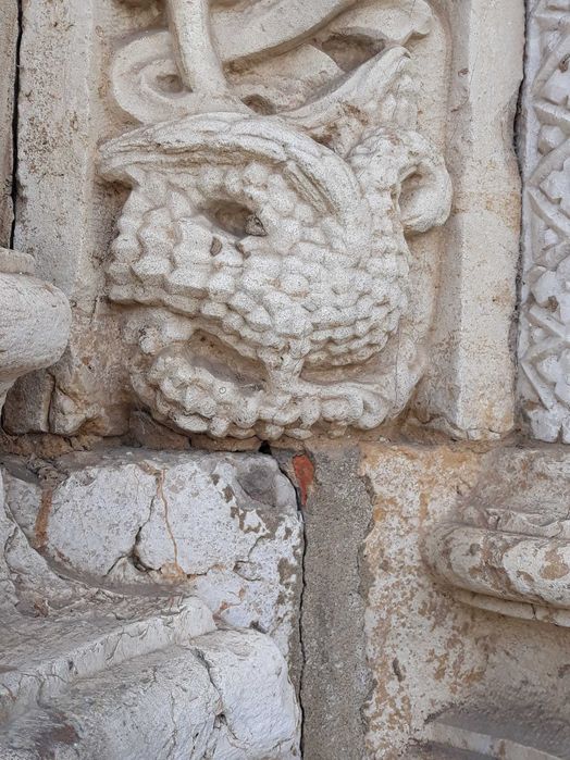 Explicações de História (10º/11º/12º) e HCA Preparação para Exames