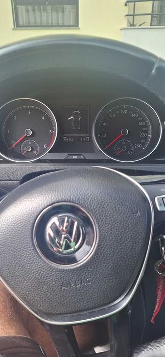 Volkswagen Golf — fotografia 7