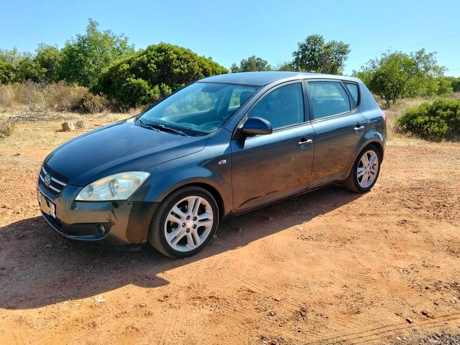 KIA CEED 1.6 CRDI DieselL 5 Lugares