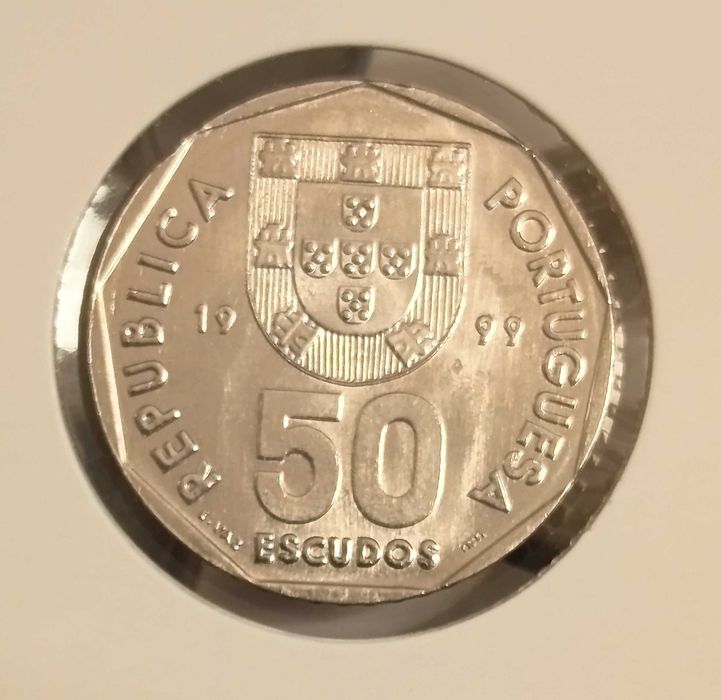 Moedas de 50 escudos Cupro-Níquel