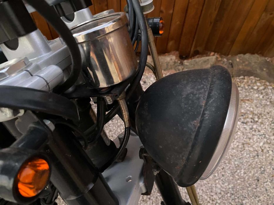 Moto Bullit - Bluroc Hero 125