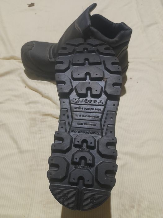 Buty spawalnicze cofra