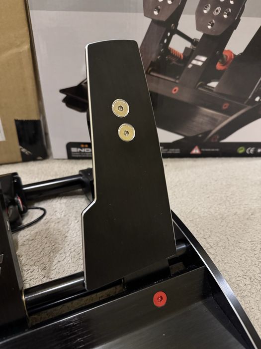 У наявності! Fanatec V3 Pedals (PC/PS/Xbox)