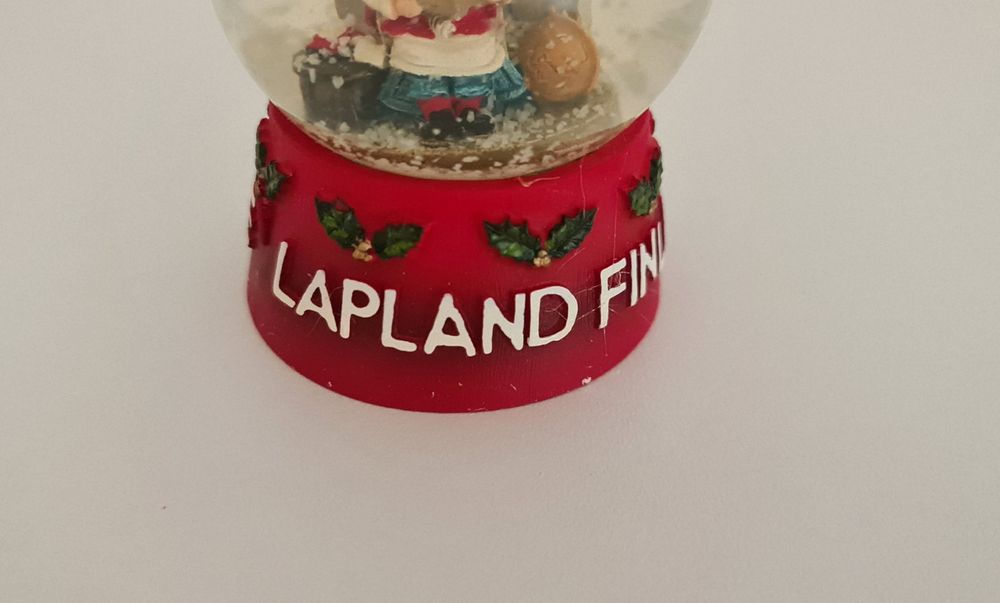 Globo de neve do Pai Natal da Lapónia. Original.  Novo
Completamente n