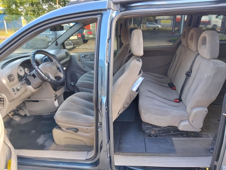 Продам Крайслер Вояджер