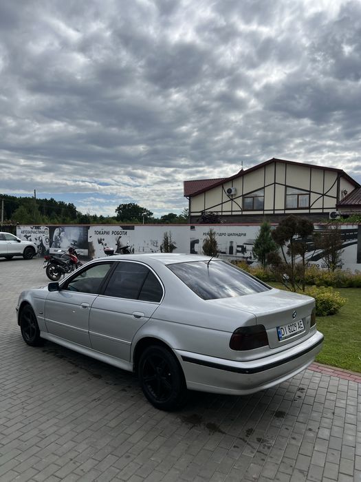 Bmw e39 Продам Бмв е39 переоформлення