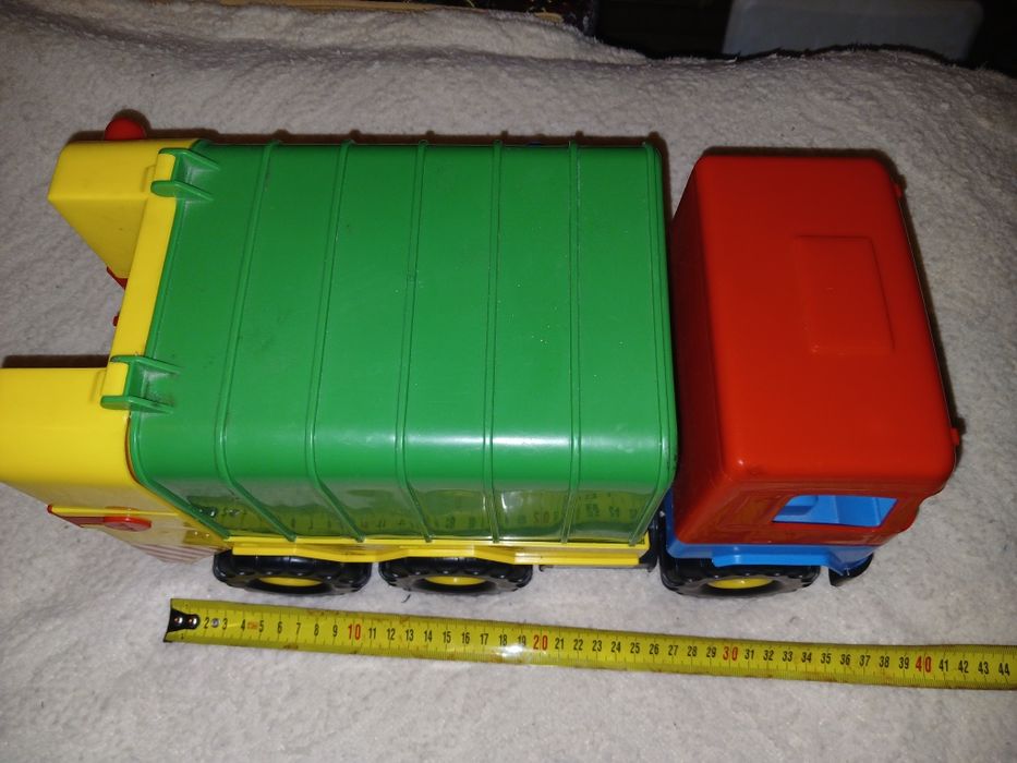 Сміттєвоз. Мусоровоз. Wader