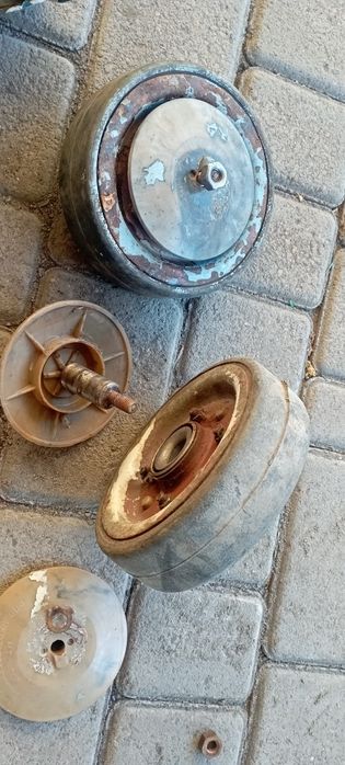 Колеса до тачки ( діаметр 15см)
