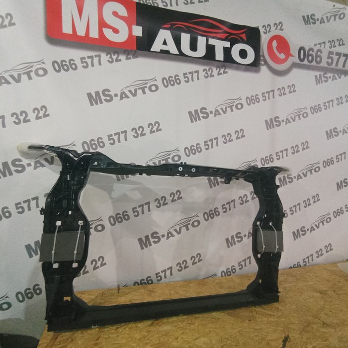 Установочна панель телевізор Audi q5  17- 2.0 AWD