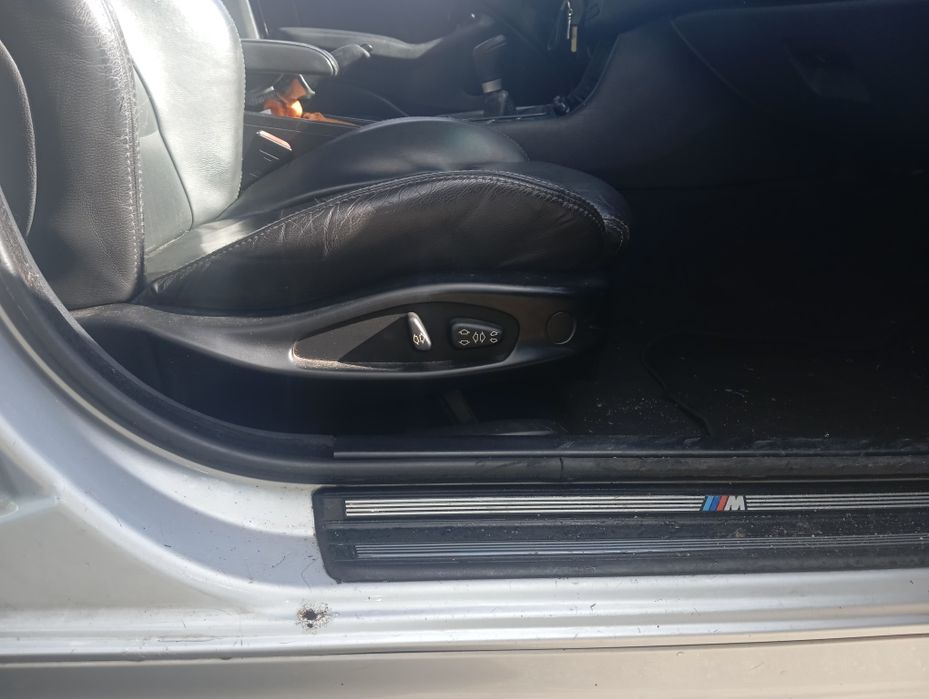 BMW 346l touring , pack M de origem.