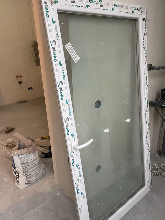 Продам вікно металопластикове