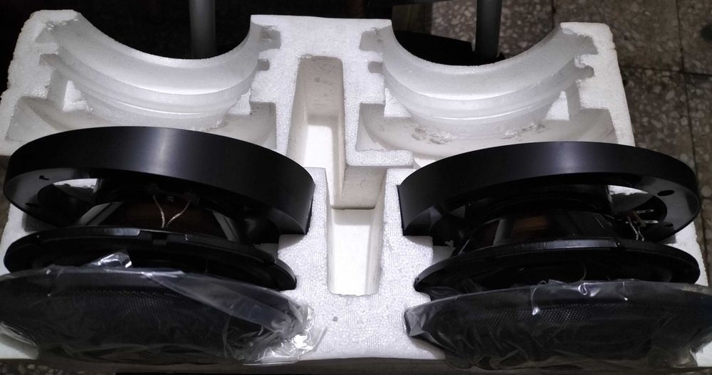 Colunas de carro Futura 120w