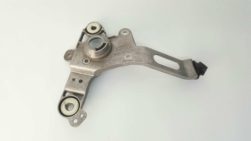 MÉDIO FORD FOCUS LIM. ST-LINE