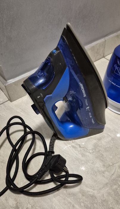 Żelazko ze Stacją Parową SILVERCREST  2400A 2 Sztuki Gratis