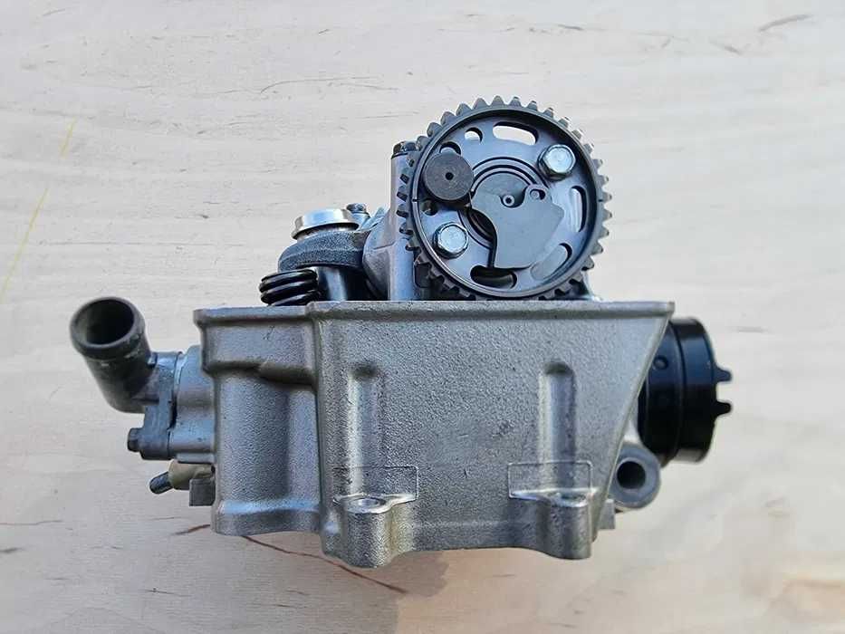 Kompletna głowica Honda CRF 450 r. 02-08 oem stan BDB