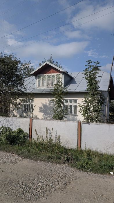 Продається Українська хата в мальовничому куточку Прикарпаття