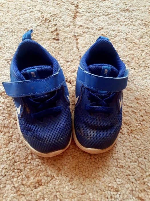 Jak nowe - Nike rozmiar 21