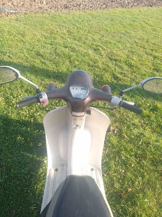 Продам красавца сів завів и полетів