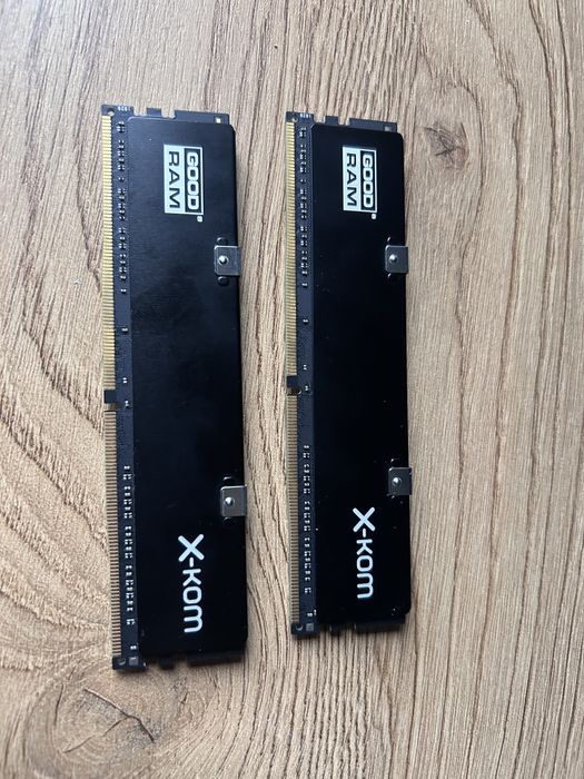 Pamiec RAM 8GB DDR4 Goodram gx2400 x-kom