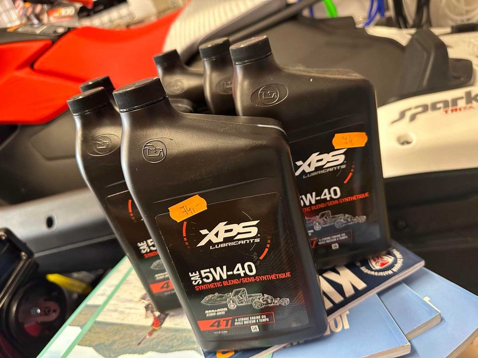 Olej silnikowy XPS 5W40 ROTAX Butelka 0,946L