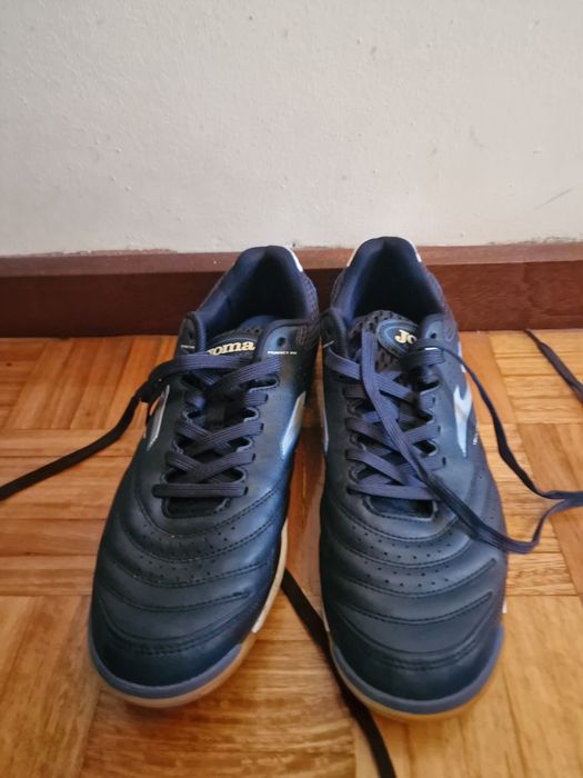 Chuteiras futsal joma