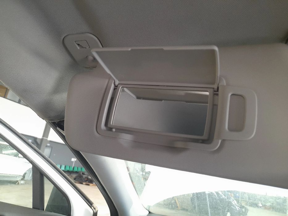 Pála de sol esquerda RENAULT Captur II