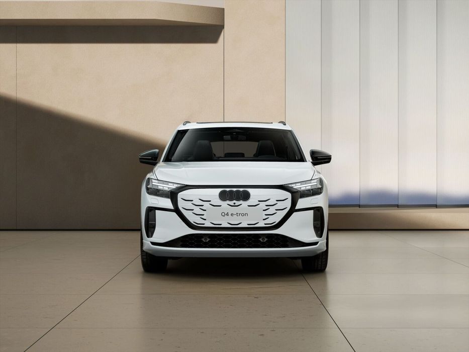 Audi Q4 e-tron 150kW * Pakiet Tech Plus *