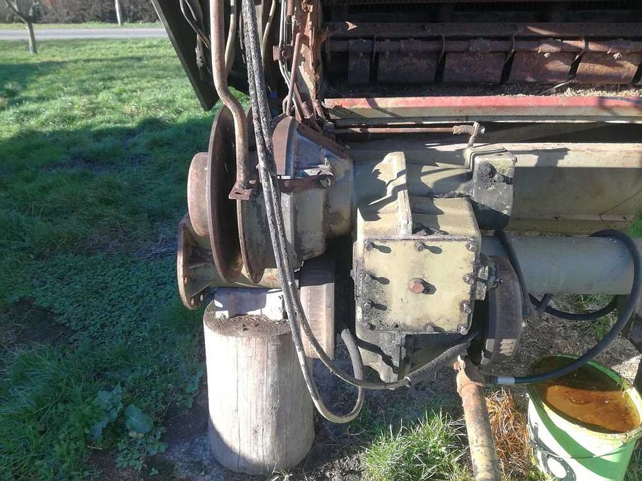 Kombajn Zbożowy Fortschritt E514 E512 Skrzynia Biegów Podajnik Silnik