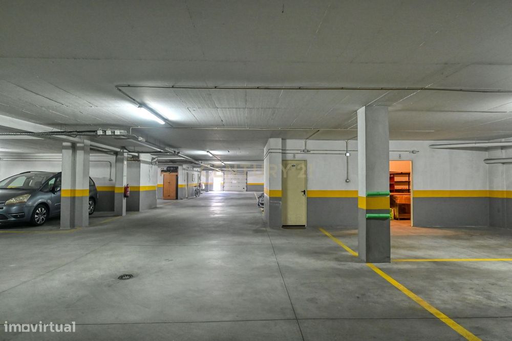 Apartamento T2 em Milharado, com terraço e parquemento