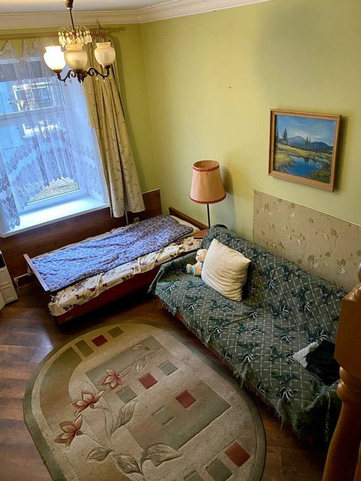 Продам квартиру в центрі
