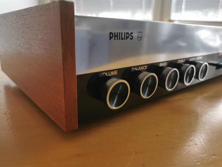 Amplituner PHILIPS NG 1415 Österreich