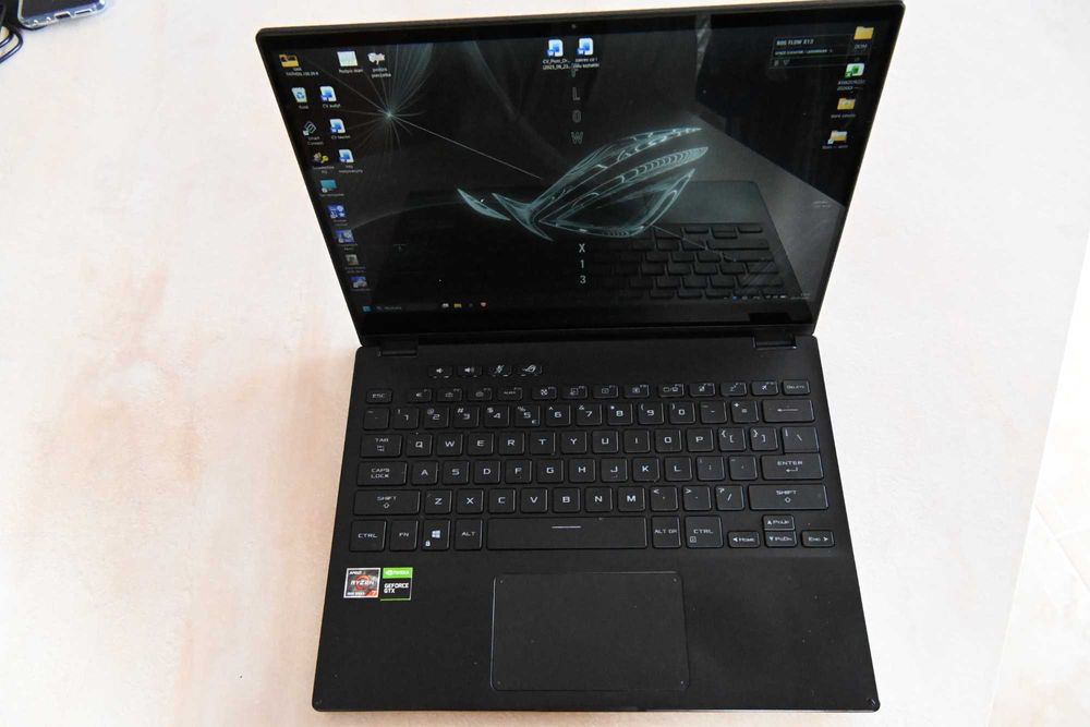 Asus ROG Flow X13 - laptop gamiingowy GTX 1650