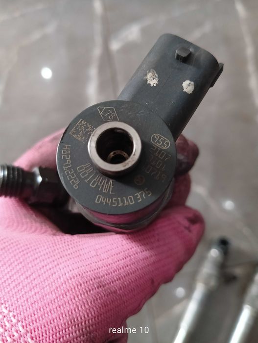 Układ paliwowy wtryskiwacze listwa przewody Renault Master III 2.3
