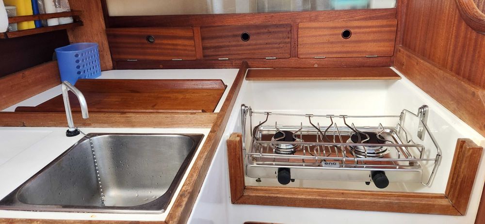 Продаю яхту для спорта или отдыха