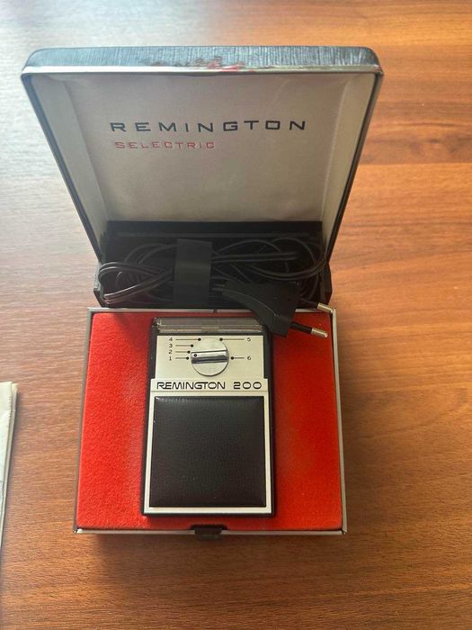 Электробритва REMINGTON selectric 200