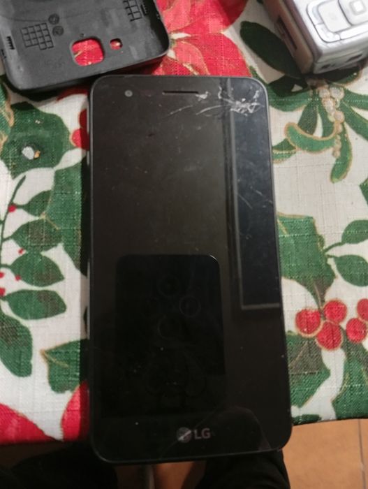 Sprzedam zbiór starych telefonów