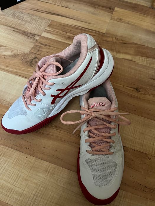 Buty sportowe Asics, halówki rozm. 40,5 (26cm)