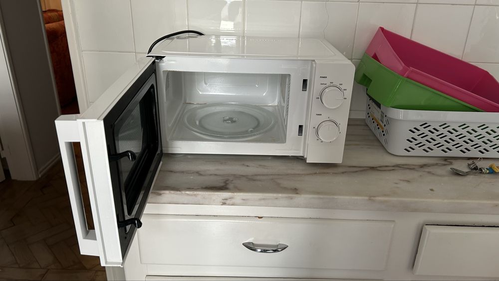Micro-ondas Hisense