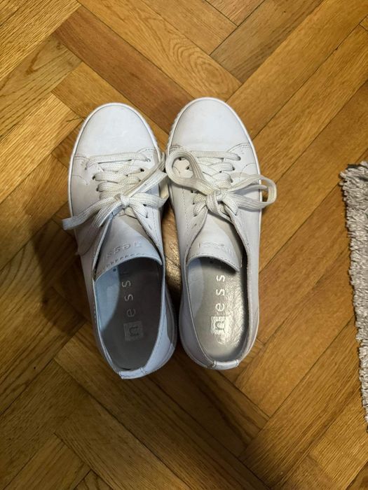 Piekne skorzane buty