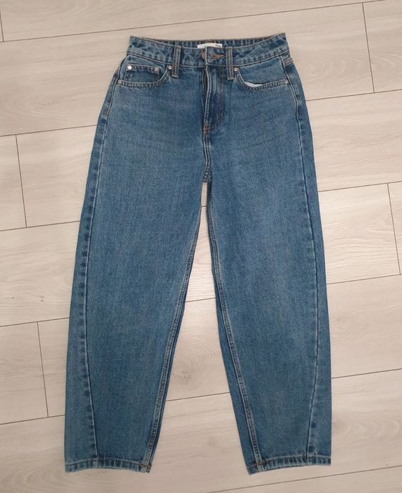 Spodnie typu leg barrel