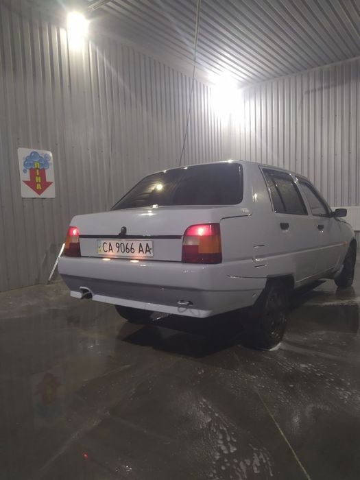 Продам чудовий автомобіль