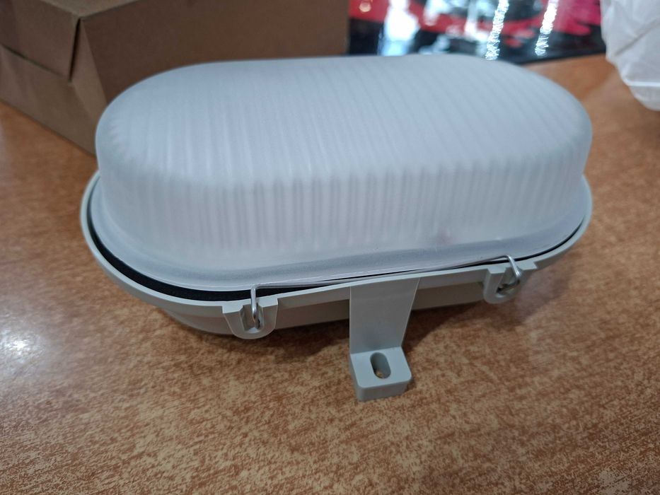 Lampa sufitowa ścienna LED RZB 501048.009 IP65 hermetyczna do garażu