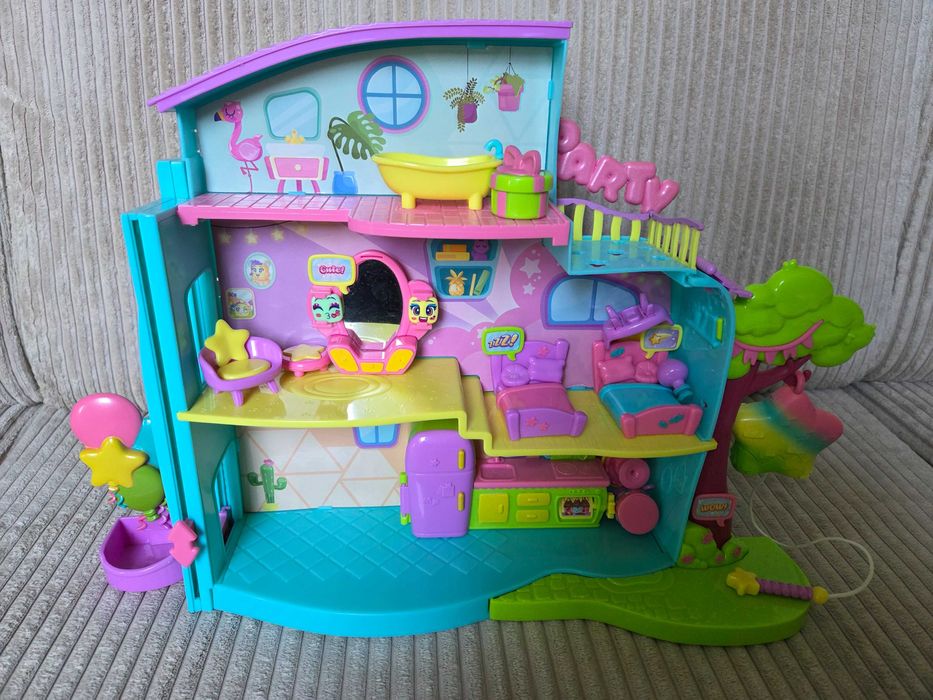 Domek moji pops house party