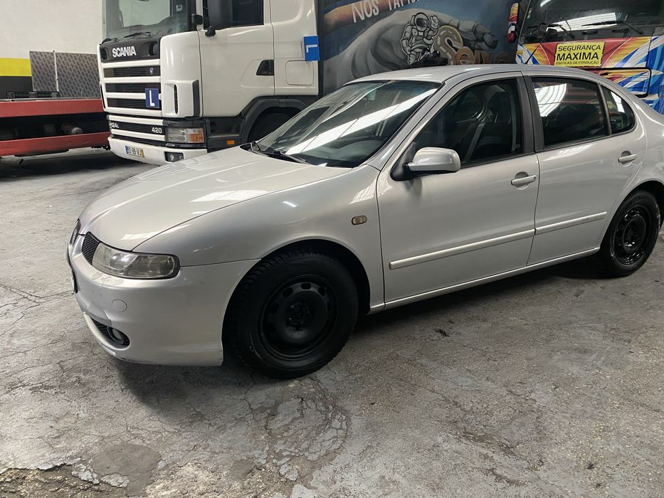 Vendo este automovel