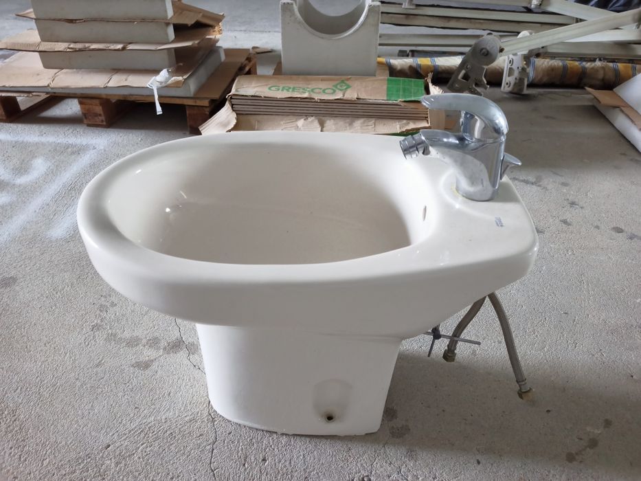 Bidé  Roca em bom estado